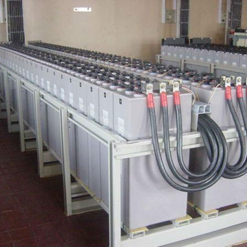 为什么蓄电池（组）需要定期维护和检测？